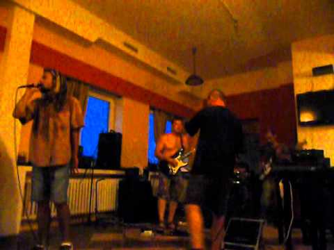 Nejsme z Kojetína - Skleněný komín