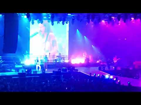 Pinguini Tattici Nucleari - Giovani Wannabe live Padova (Kioene Arena 16/06/2022) 🐧