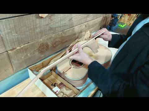 Unboxing the Solo APK-10 DIY Guitar Kit with Brad Angove