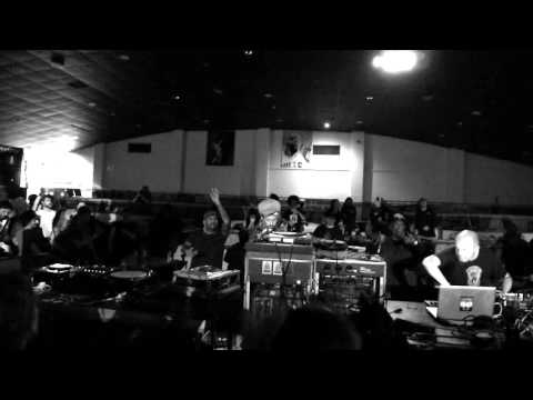 Vibronics ft. Madu Messenger & Parvez @ UNOD Weekender 2016 - Last One