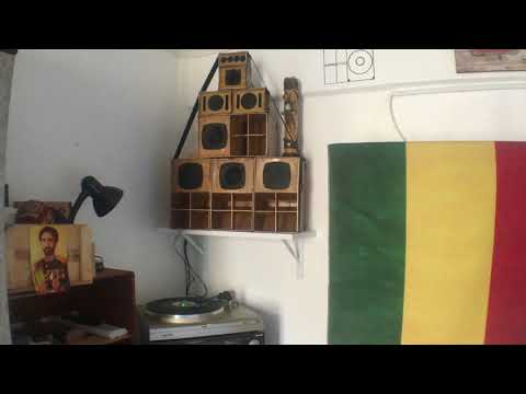 Nina Girassóis - Sangue Vermelho