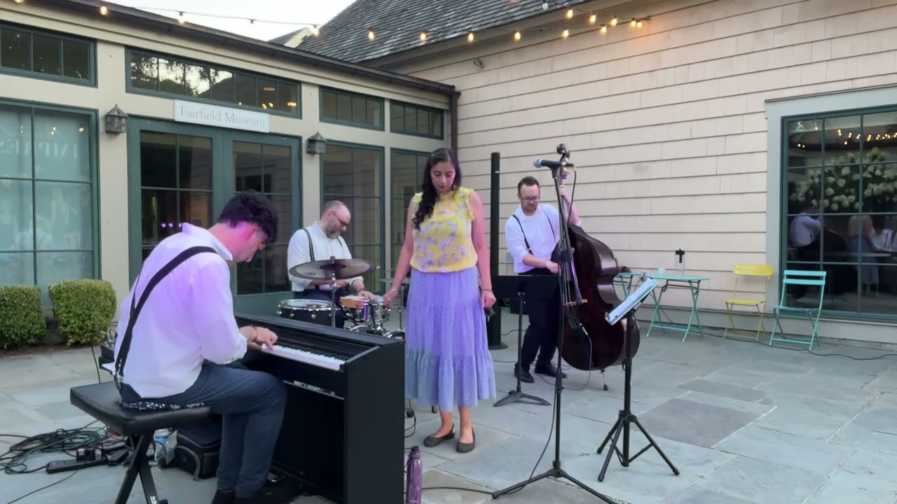 Promotional video thumbnail 1 for Mama Train