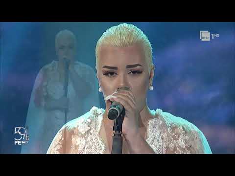 Xhesika Polo - Më mbron (Acoustic) LIVE | Festivali i Këngës 59, Night 1 | Albania Eurovision 2021