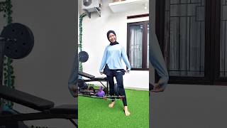 Download lagu I thought all sports pants were the same‼️ #compressionshorts #sportspants #womenspants #sports mp3