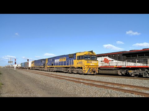 6MP4 TOLL Container Train Crosses SCT007 Diesel Locomotive (13/8/2021) - PoathTV Australian Railways