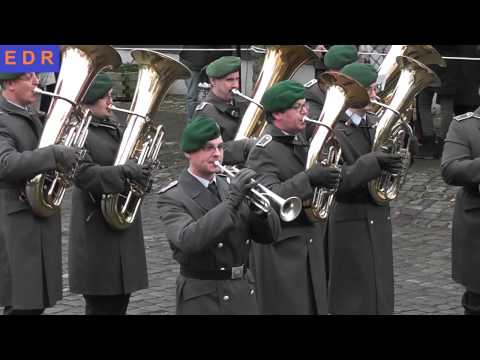 Gelöbnis Hallenberg Platzkonzert des Heeresmusikkorps 2 Kassel Ausschnitte