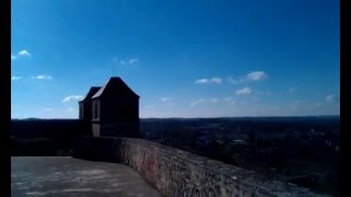 preview picture of video 'Gourdon, Lot, Midi-Pyrenees - 360 degree panoramic view from top of the hill'