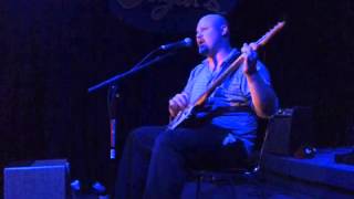 Dan Sheffield live - Take Out Some Insurance (Jimmy Reed cover)