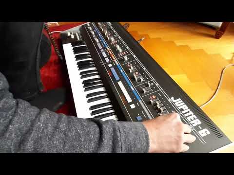 Roland Jupiter 6 in action, best synth in the world? (No Talk)