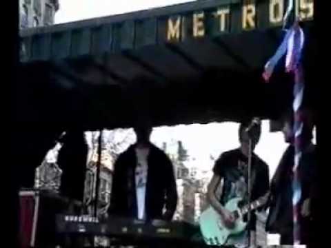 Joey Ramone & The Resistance - Bring It On Home to Me + I Wanna Be Sedated(1992).mp4