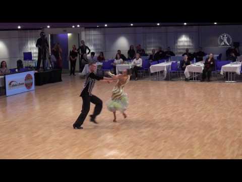 Stupka - Jendrulková / MČR 10T 2017 / Dosp - F - J