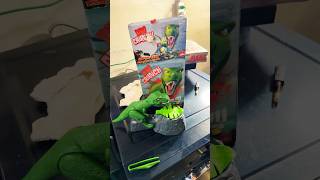 Dino Crunch was a gimmick game from Goliath that failed to hit the mark. Here’s why!