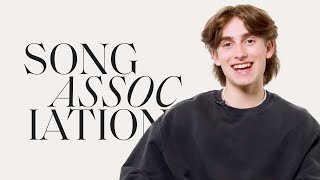 Johnny Orlando Sings &quot;Last Summer&quot;, Justin Bieber &amp; Lady Gaga in a Game of Song Association | ELLE