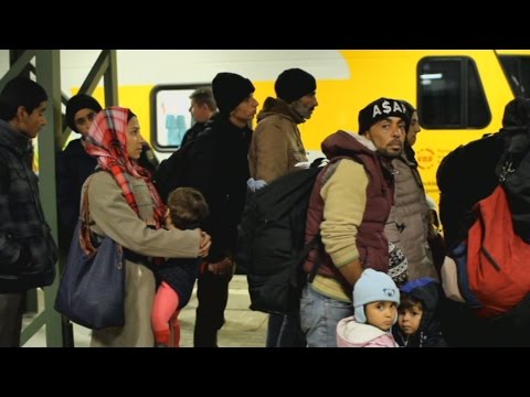 46/15 Erste Flüchtlinge für Plamag eingetroffen