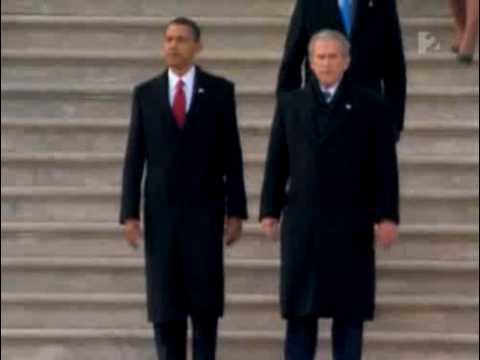 A pofátlan Bush - Clinton ingébe törölte a kezét, botrány van belőle!