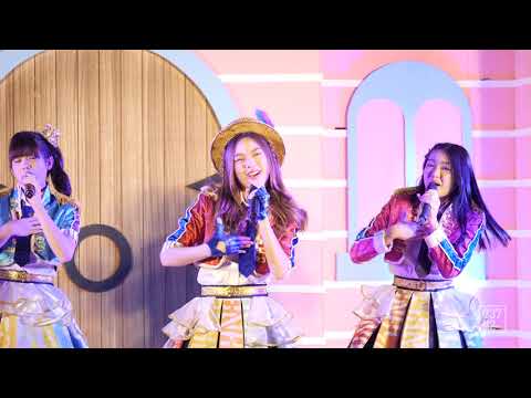 181225 BNK48 Pun - BNK Festival @ GiveอะGift Imperial World Samrong by Landmark Organize