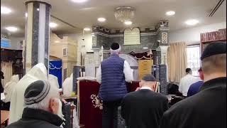 משה חבושה קדושה לפי ניגון קום טארה דרהים.(ג'רי)