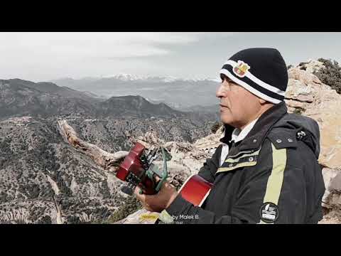 Djelloul BELKACEMI chante "Yemma assif yeččayi de Ferhat imazighen imula).