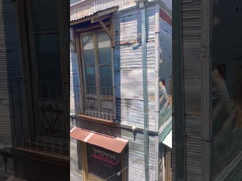 Parece un viejo conventillo de La Boca pero es el mercado de #zarate #shorts #buenosaires #travel