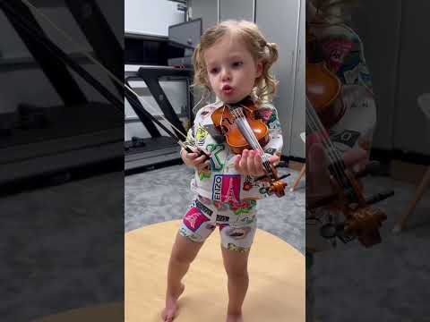 Young Violinist's Home Performance #littleviolinist #youngtalent #violin