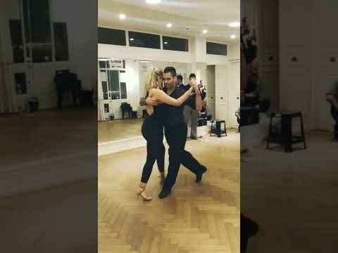 Demo clase Tango Pista - Leandro Capparelli & Jeannette Erazú (29/08/2022)