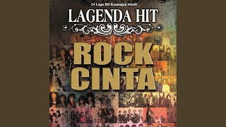 Download lagu Mengulit Kenangan mp3 Download lagu Mengulit Kenangan mp3