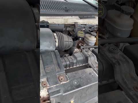 2002 Ford E-150 Cargo Van  - Video