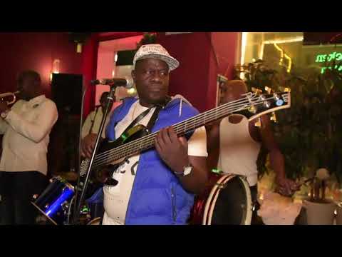 Young cosje live belgie.