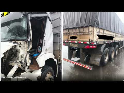 🎯 GRAVE ACIDENTE ENTRE 2 CAMINHÕES  DEIXA MOTORISTA PRESO ÀS FERRAGENS NA BR-282 NO INTERIOR DE SC!