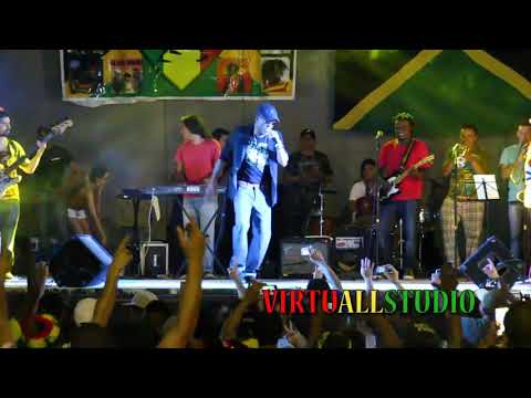 Carlton Livingston  - Confusion