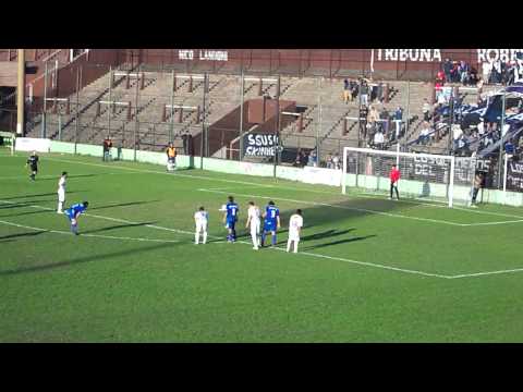 Gol de Acassuso ante Italiano