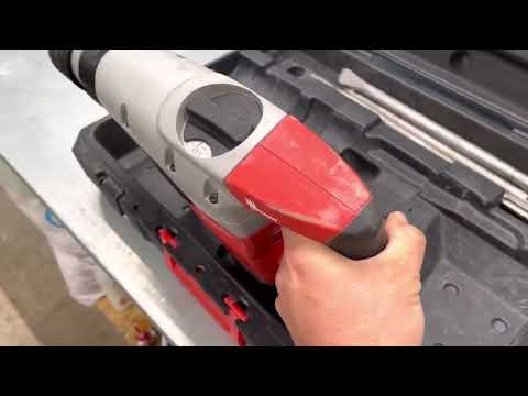 Сверхмощный перфоратор MILWAUKEE SDS Max Kango 540 S 4933418100 Сверхмощный перфоратор MILWAUKEE SDS Max Kango 540 S 4933418100