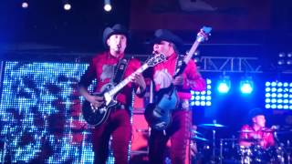 Bronco el gigante de america- cruz de olvido