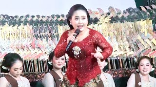 Download lagu EKA UGET-UGET & GARENG TRALALA LUCU GAYENG SESI GORO-GORO WAYANG KULIT KI CAHYO KUNTADI mp3