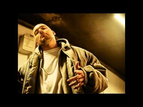 Kool Savas feat. Moe Mitchell- Sky Is The Limit