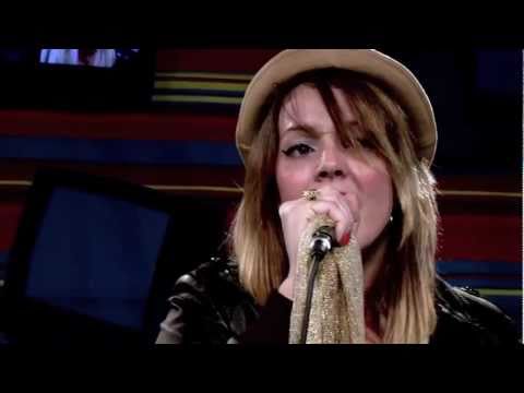 Zémaria em "Any distance" no Estúdio Showlivre 2011