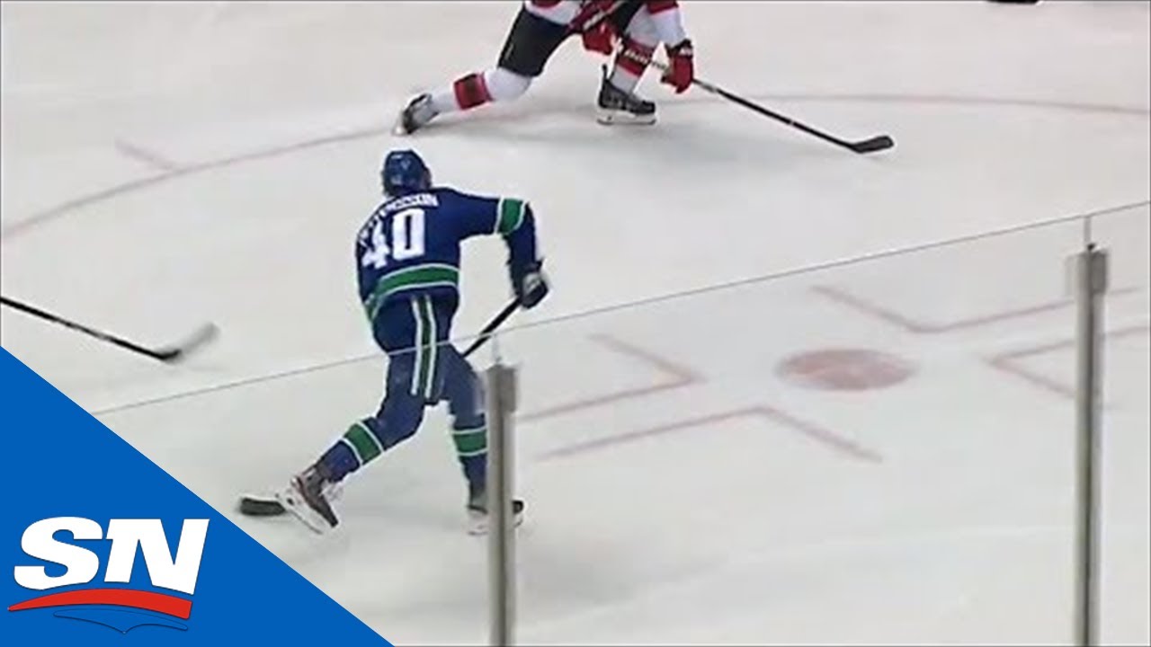 Vidéo: Elias Pettersson peut déjà faire de la place dans son ARMOIRE à TROPHÉES...