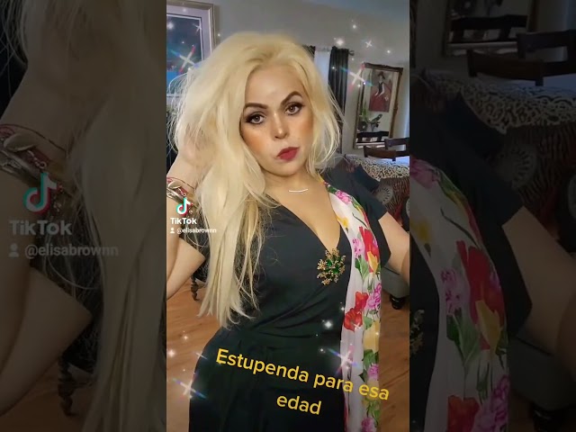 Vídeo relacionado con My Other Me - Disfraz de Castañero para niño con pañuelo, camisa, delantal y pantalón en blanco y negro talla 10-12 años. Perfecto para recrear una tradición encantadora