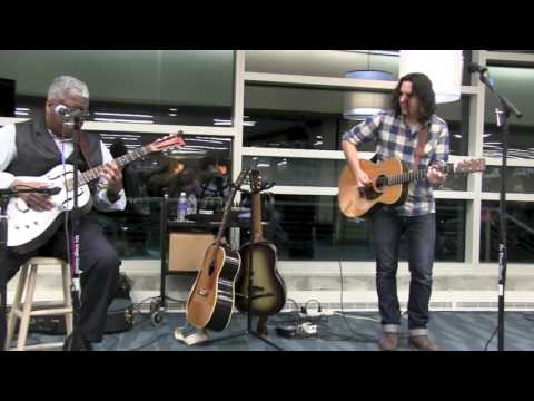 ''CROSSROADS'' - DAVY KNOWLES & REV. ROBERT B. JONES @ Ellis Library, Jan 2017