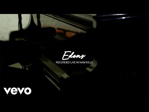 Amanda Cook - Edens (Live Ambient Video)