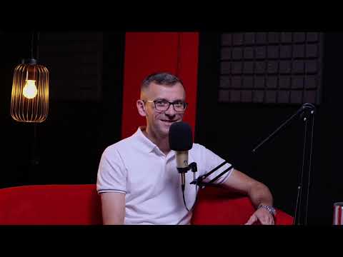 DJ Undoo: "Stateam in dormitor si zgariam discurile cu muzica italieneasca" @ CGRLive Ep.15 cu Tonik