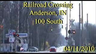 preview picture of video 'Railroad Crossing: County Road 100 South, Near Anderson, IN., CSX Main Tracks 1&2'