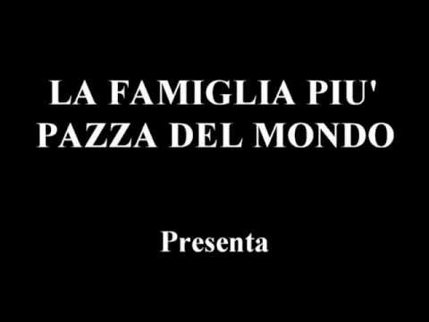 AUGURI E BUON NATALE 2016 (Parodia di ANDIAMO A COMANDARE) - LA FAMIGLIA PIU' PAZZA DEL MONDO