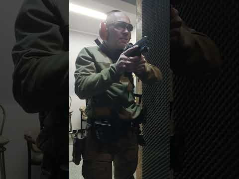 Strzelanie Bojowe / wymiana magazynka, przejście, wielostrzały /