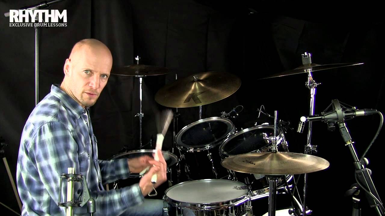 Quick drum lesson: how to play with brushes - YouTube