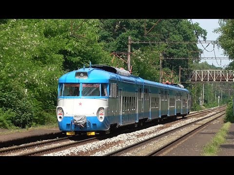 ČD 451.045/046 na vlaku Os 6808 - Chomutov město, 19. 5. 2018