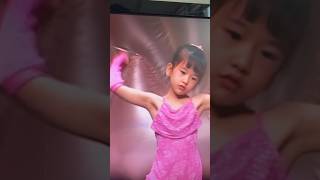 [閒聊] 安兪真16年前表演Nobody影片