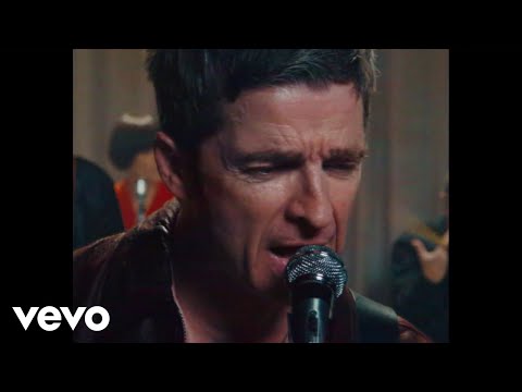 Noel Gallagher’s High Flying Birds - Black Star Dancing (Official Video)