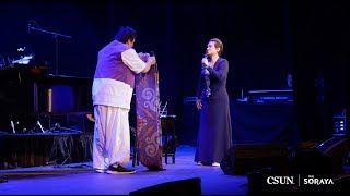 Aladdin flies in to sing &quot;A Whole New World&quot; with Lea Salonga at The Soraya