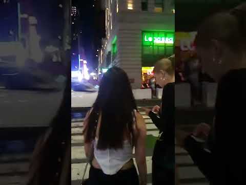 (Visiting the greatest Store in The world) NYC 11/12/2022 🌍